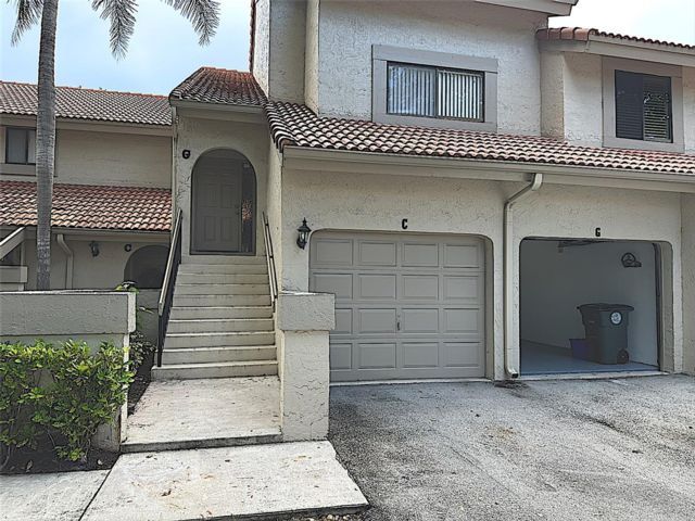  2 BR,  2.00 BTH &nbsp; style home in Boca Raton