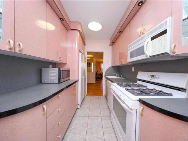  2 BR,  1.00 BTH &nbsp;Co-op style home in Sheepshead Bay