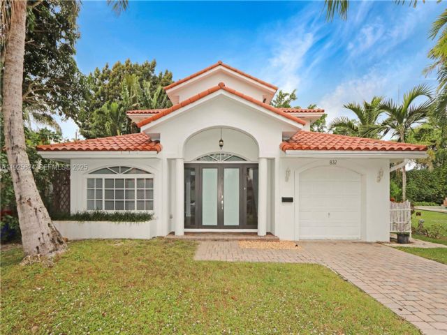  4 BR,  3.50 BTH &nbsp; style home in Coral Gables