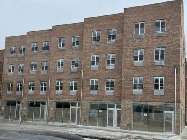 Studio,  0.00 BTH &nbsp;Store style home in Boro-park