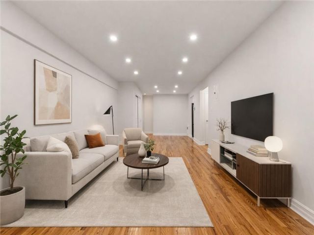  1 BR,  1.00 BTH &nbsp;Co-op style home in Flatbush