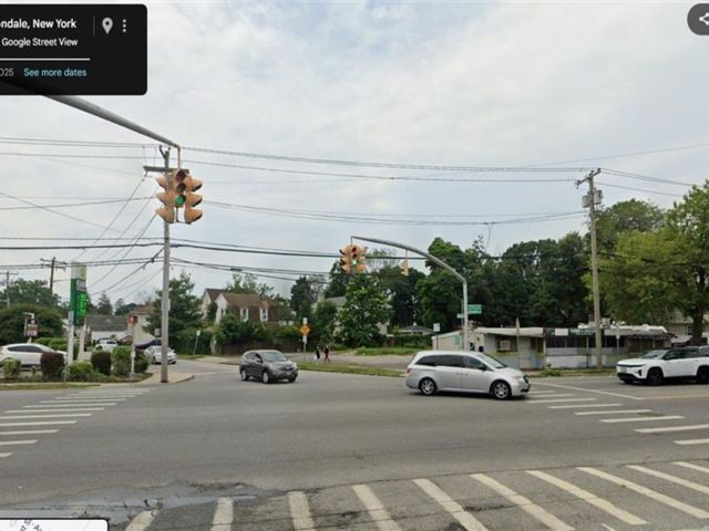 Studio,  0.00 BTH &nbsp;Mixed use style home in Uniondale