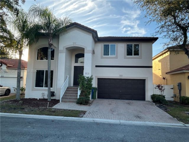  4 BR,  2.50 BTH &nbsp; style home in Weston