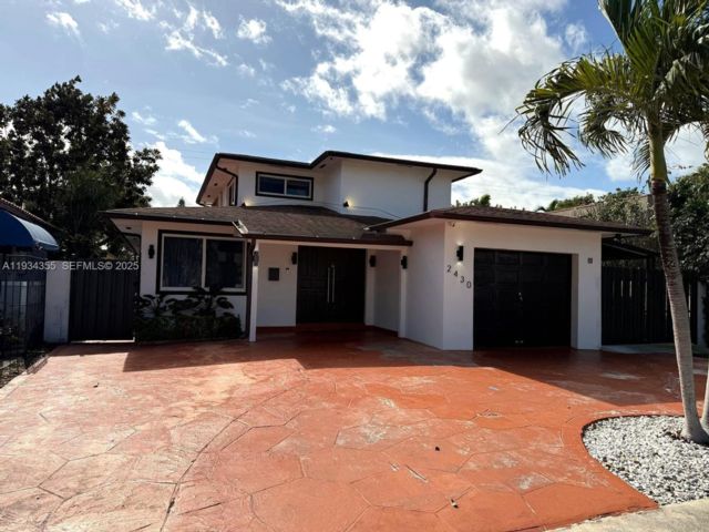  3 BR,  2.00 BTH &nbsp; style home in Miami