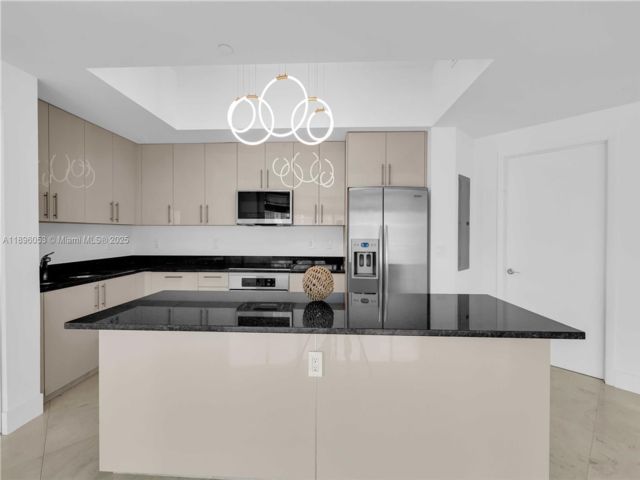  2 BR,  3.00 BTH &nbsp; style home in Aventura