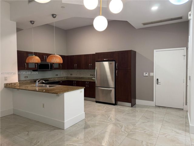  3 BR,  3.00 BTH &nbsp; style home in Aventura