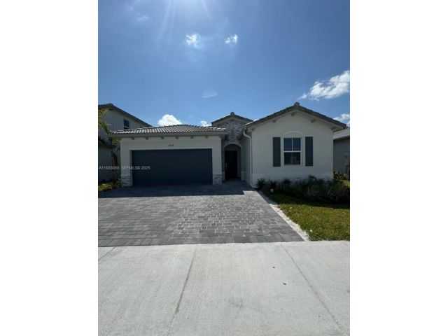  3 BR,  3.00 BTH &nbsp; style home in Miami