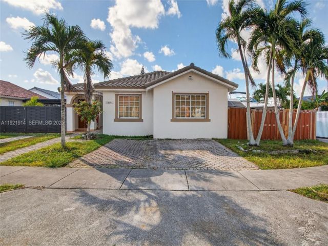  2 BR,  1.50 BTH &nbsp; style home in Miami