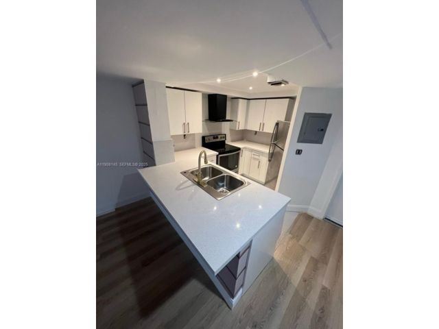  2 BR,  1.00 BTH &nbsp; style home in Miami