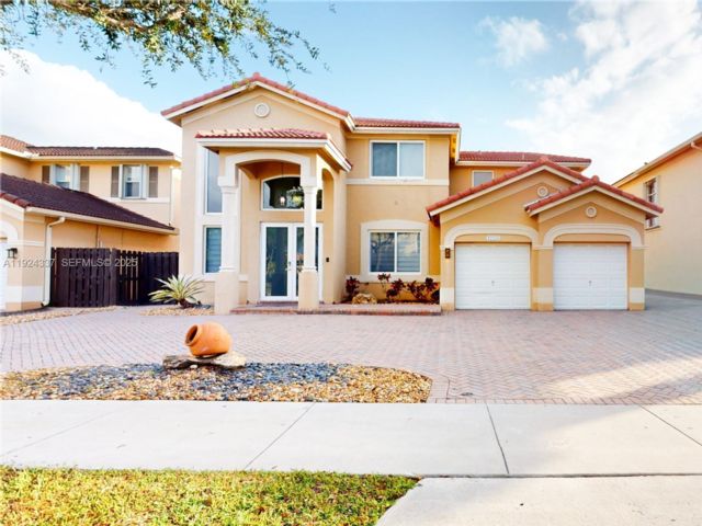  4 BR,  3.00 BTH &nbsp; style home in Crossings