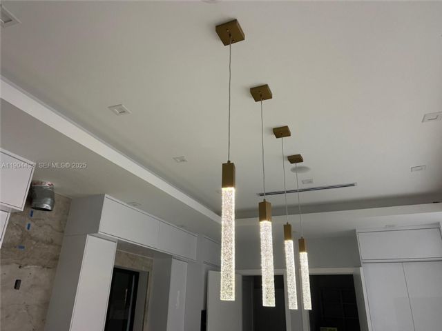  4 BR,  4.00 BTH &nbsp; style home in Miami