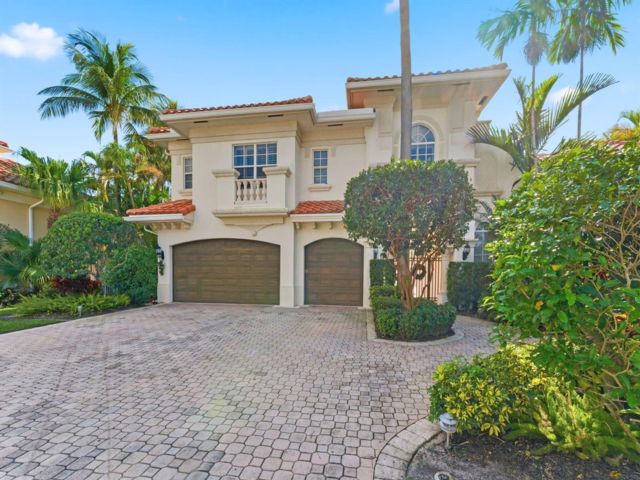  5 BR,  4.50 BTH &nbsp; style home in Boca Raton