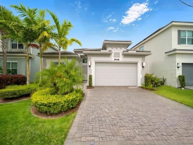  4 BR,  3.00 BTH &nbsp; style home in Delray Beach