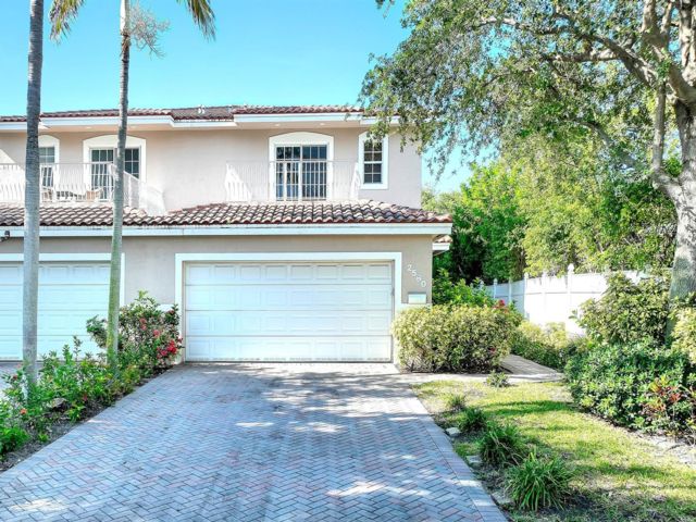  3 BR,  2.50 BTH &nbsp; style home in Pompano Beach