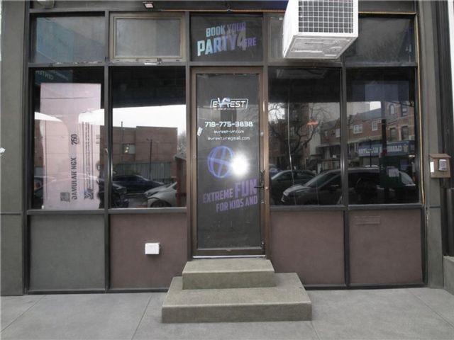 Studio,  0.00 BTH &nbsp;Store style home in Boro-park