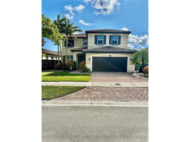  4 BR,  3.50 BTH &nbsp;European style home in Homestead