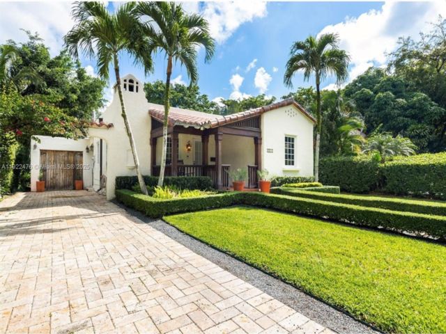  4 BR,  3.00 BTH &nbsp; style home in Coral Gables