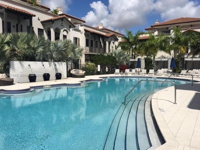  4 BR,  4.00 BTH &nbsp; style home in Medley