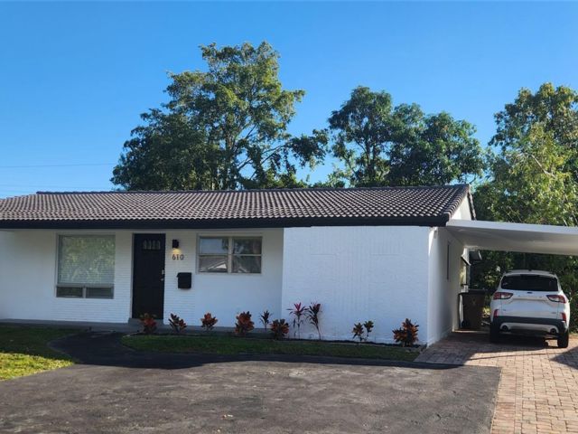  3 BR,  2.00 BTH &nbsp; style home in Deerfield Beach