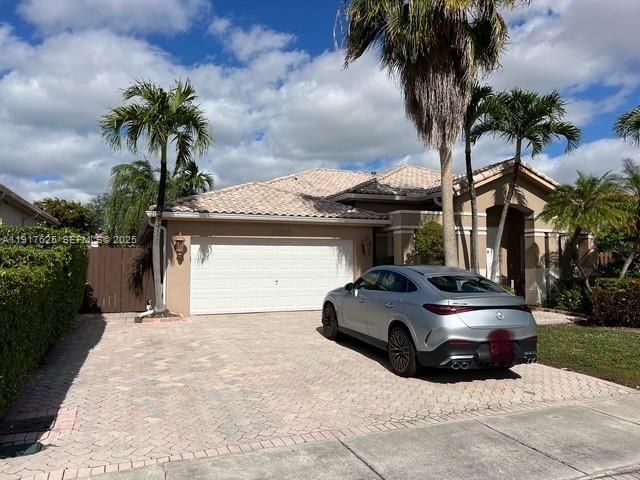  4 BR,  2.00 BTH &nbsp;European style home in Miami