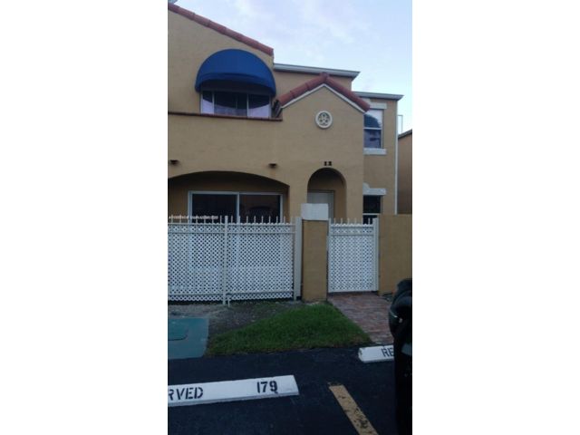  3 BR,  2.50 BTH &nbsp; style home in Miami