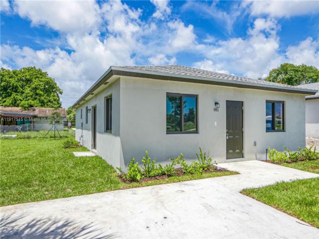  4 BR,  2.00 BTH &nbsp; style home in Pompano Beach