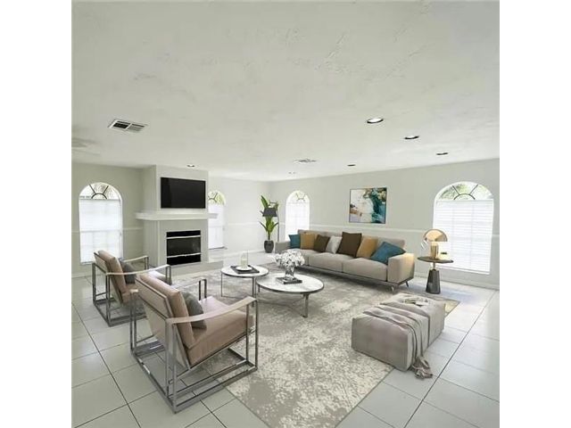  3 BR,  2.00 BTH &nbsp; style home in Miami