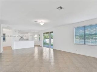  5 BR,  4.00 BTH &nbsp; style home in Fort Lauderdale