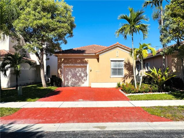  2 BR,  3.00 BTH &nbsp;Other style home in Homestead