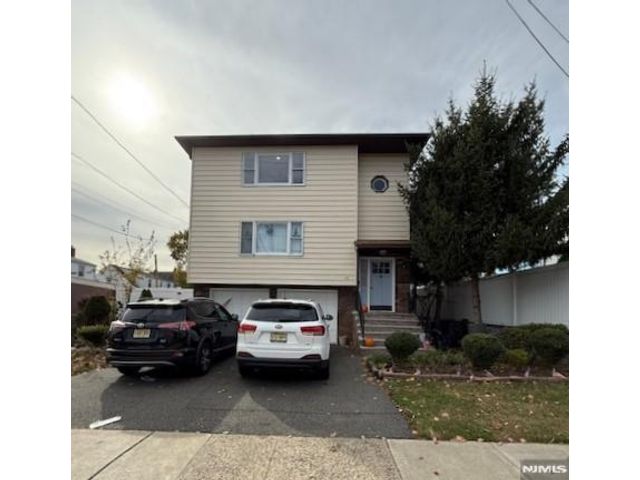 [Carlstadt Real Estate, listing number 3326865]