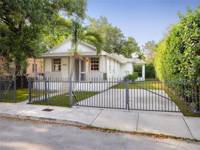  4 BR,  3.00 BTH &nbsp;European style home in Coconut Grove