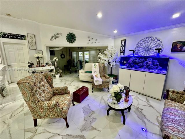  4 BR,  2.00 BTH &nbsp; style home in Miami