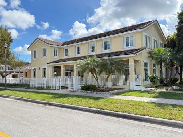  5 BR,  3.00 BTH &nbsp; style home in Homestead