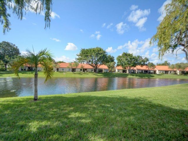 3 BR,  2.00 BTH &nbsp; style home in Deerfield Beach