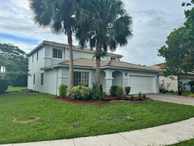  4 BR,  2.50 BTH &nbsp; style home in Miramar