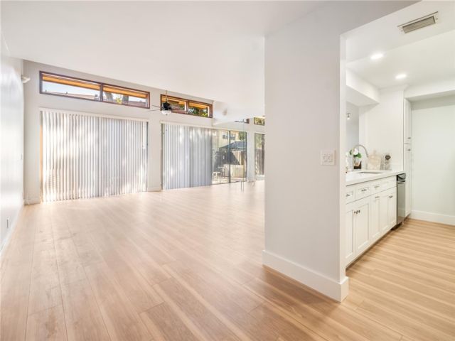  3 BR,  3.00 BTH &nbsp; style home in Fort Lauderdale