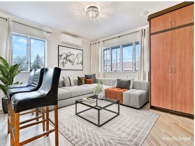  2 BR,  2.00 BTH &nbsp;Condominium style home in Marine Park