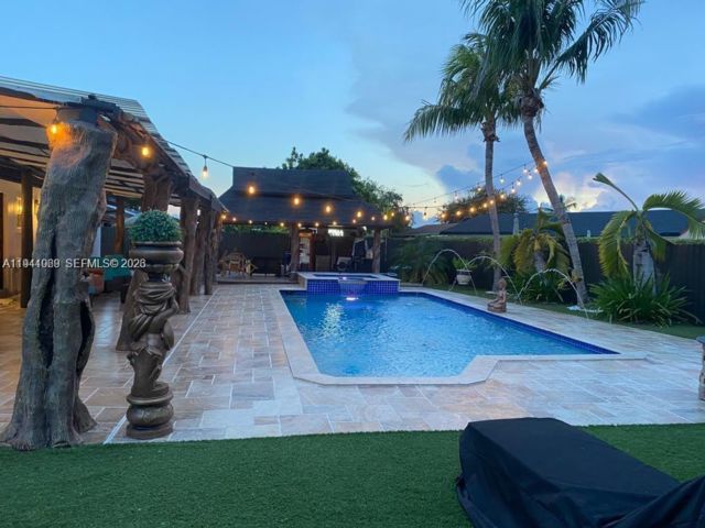  4 BR,  3.00 BTH &nbsp; style home in Miami