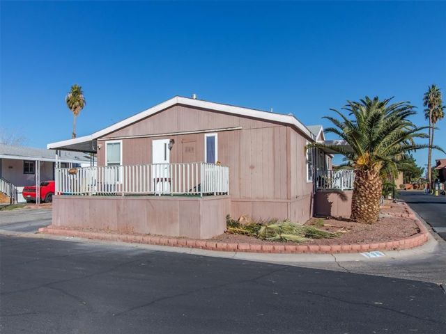  4 BR,  2.00 BTH &nbsp;Mobile home style home in Las Vegas