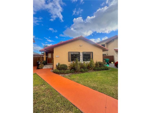  3 BR,  2.00 BTH &nbsp; style home in Miami