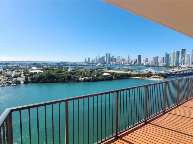  3 BR,  2.50 BTH &nbsp; style home in Miami Beach