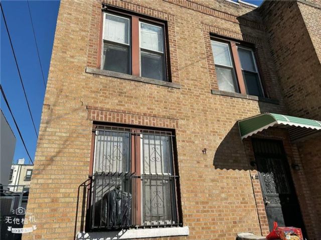 11 BR,  0.00 BTH &nbsp;Multi-family style home in Dyker Heights
