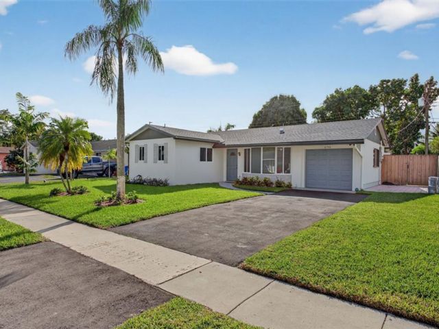  3 BR,  2.00 BTH &nbsp; style home in Margate