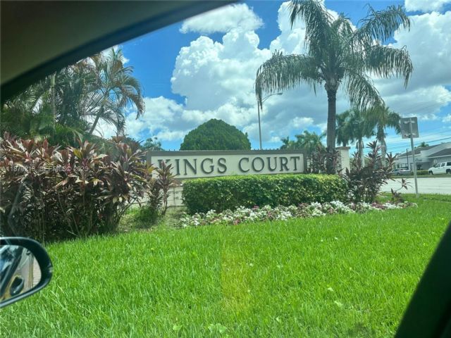  3 BR,  2.00 BTH &nbsp; style home in Miami