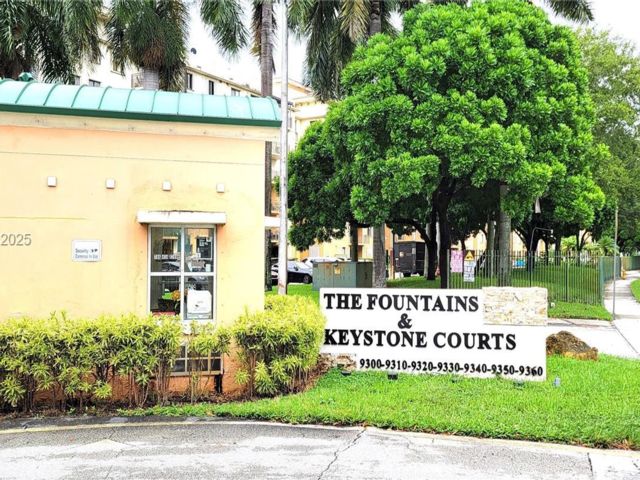  2 BR,  2.00 BTH &nbsp; style home in Miami