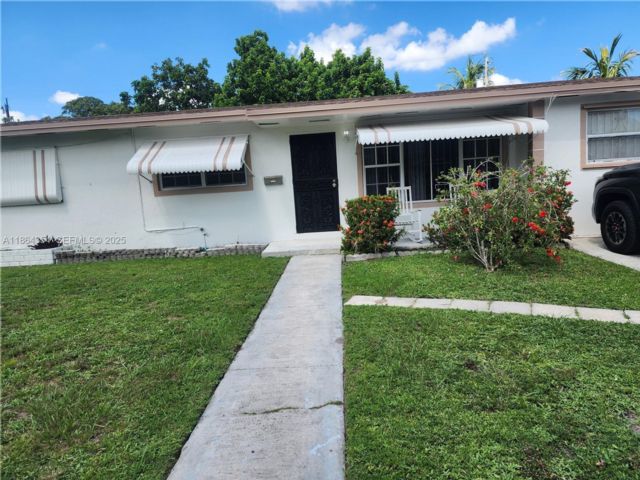  3 BR,  1.00 BTH &nbsp; style home in Miami