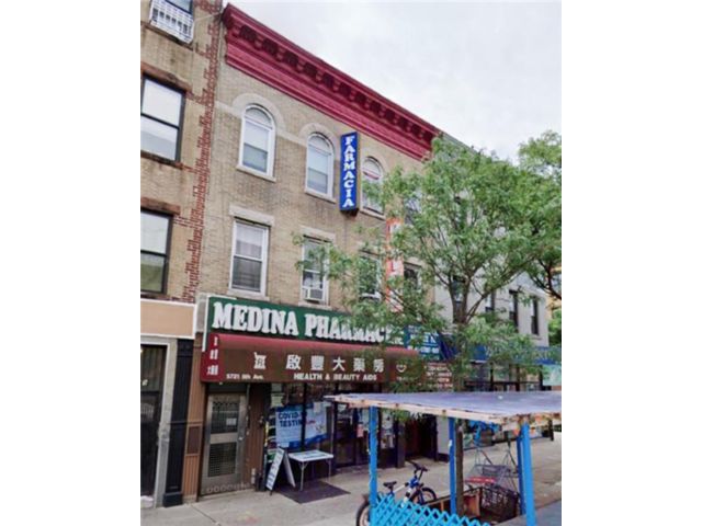 Studio,  0.00 BTH &nbsp;Mixed use style home in Sunset Park