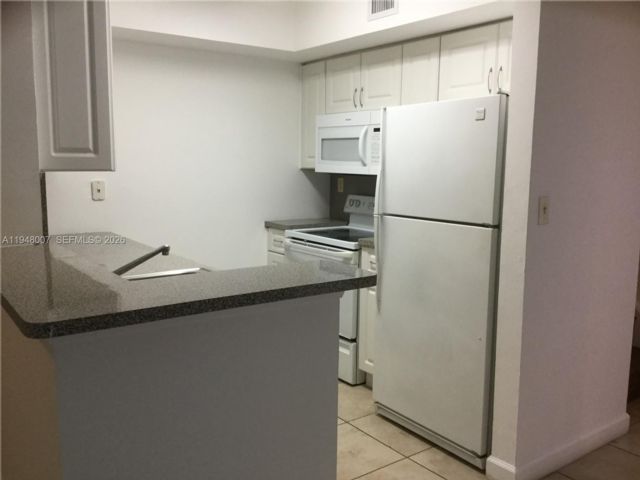  4 BR,  2.00 BTH &nbsp; style home in Miami