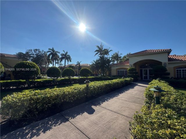  2 BR,  2.00 BTH &nbsp; style home in Medley