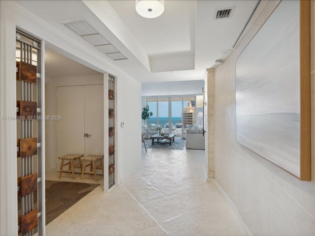 3 BR,  2.50 BTH &nbsp; style home in Key Biscayne
